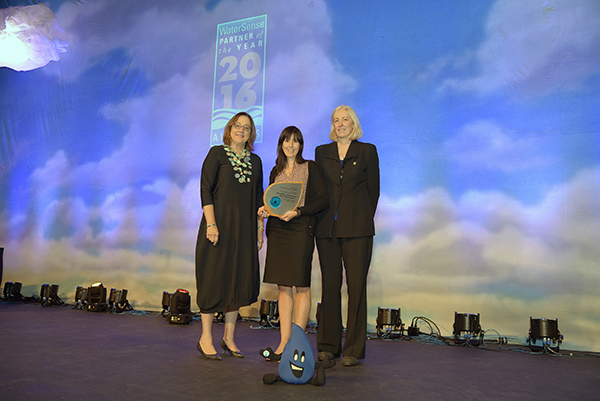 Promotional Partner of the Year, Metropolitan North Georgia Water Planning District, with US EPA's Ellen Gilinsky and Veronica Blette.