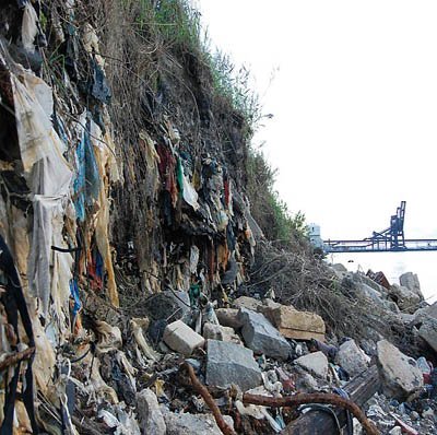 Girard Point Landfill prior to remediation