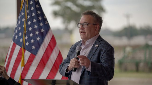 Administrator Wheeler, Assistant Administrator Dunn, and Congressman Austin Scott at Cromley Farm in Brooklet, Georgia. 