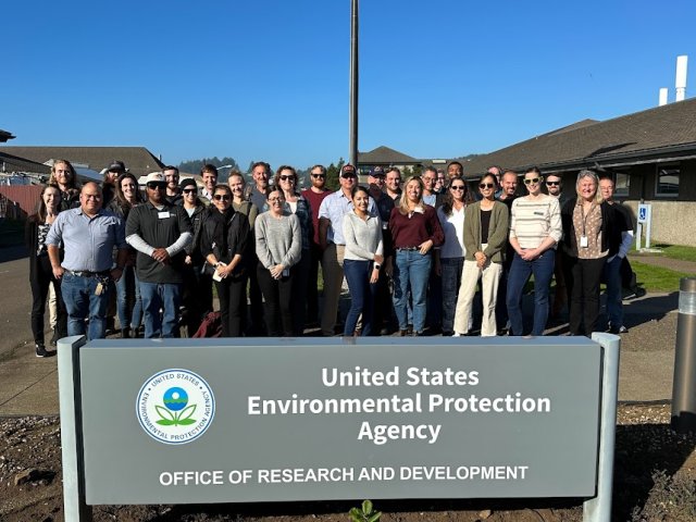 2023 ROCS-Net participants outside EPA’s Newport, OR laboratory. 