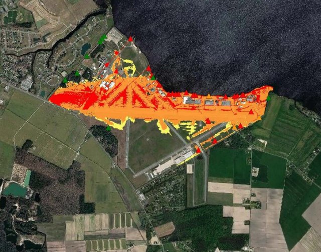 Stormwater model predictions of transport of Cs-137 in overland and pipe flow at U.S. Coast Guard Base Elizabeth City, North Carolina.