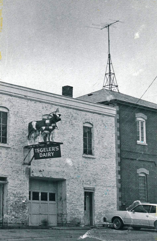 Vintage photo of Tegelers Dairy